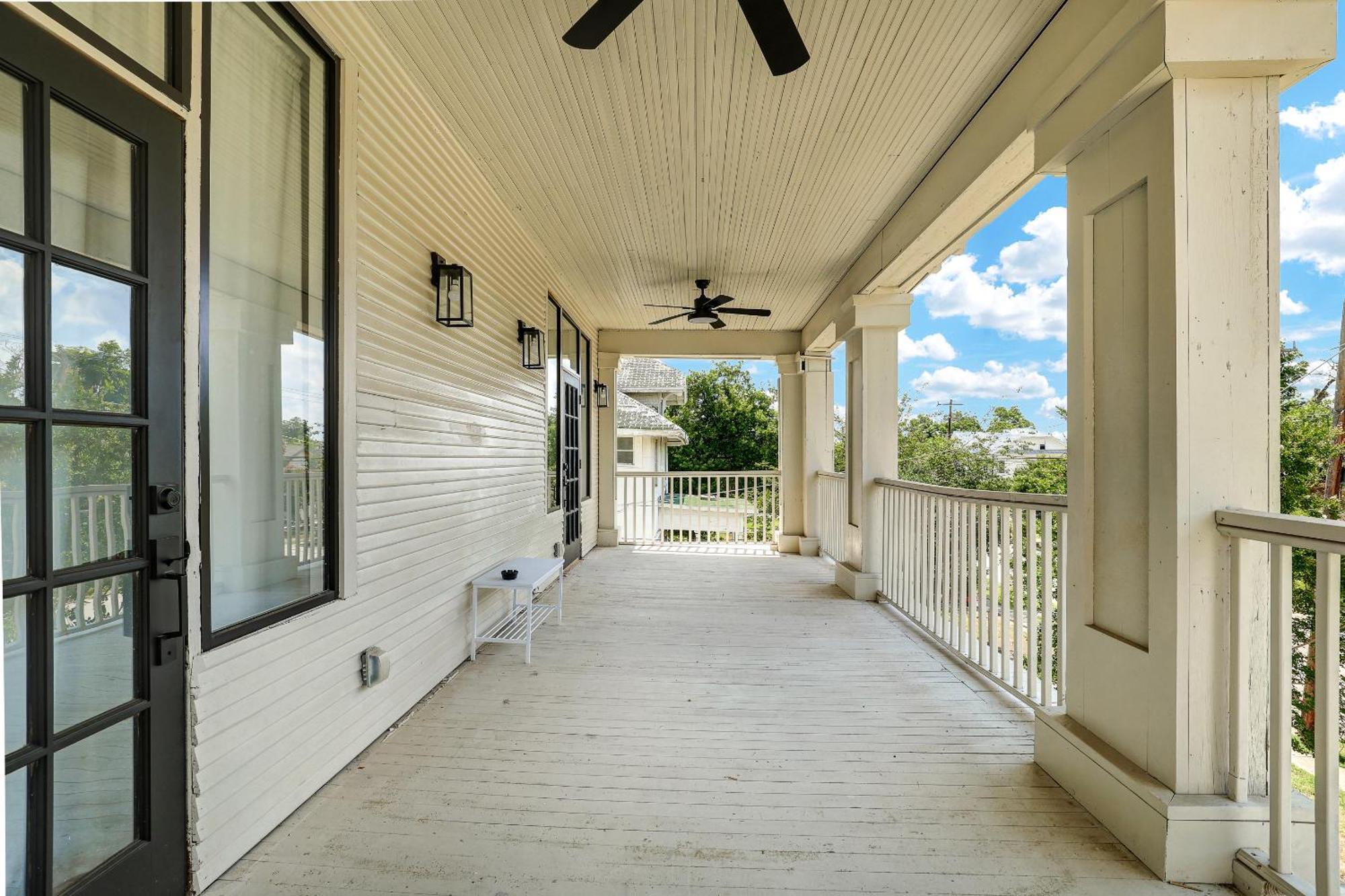 Modern Flat Nr Dt River Walk Zoo Wifi Bbq Desk Appartement San Antonio